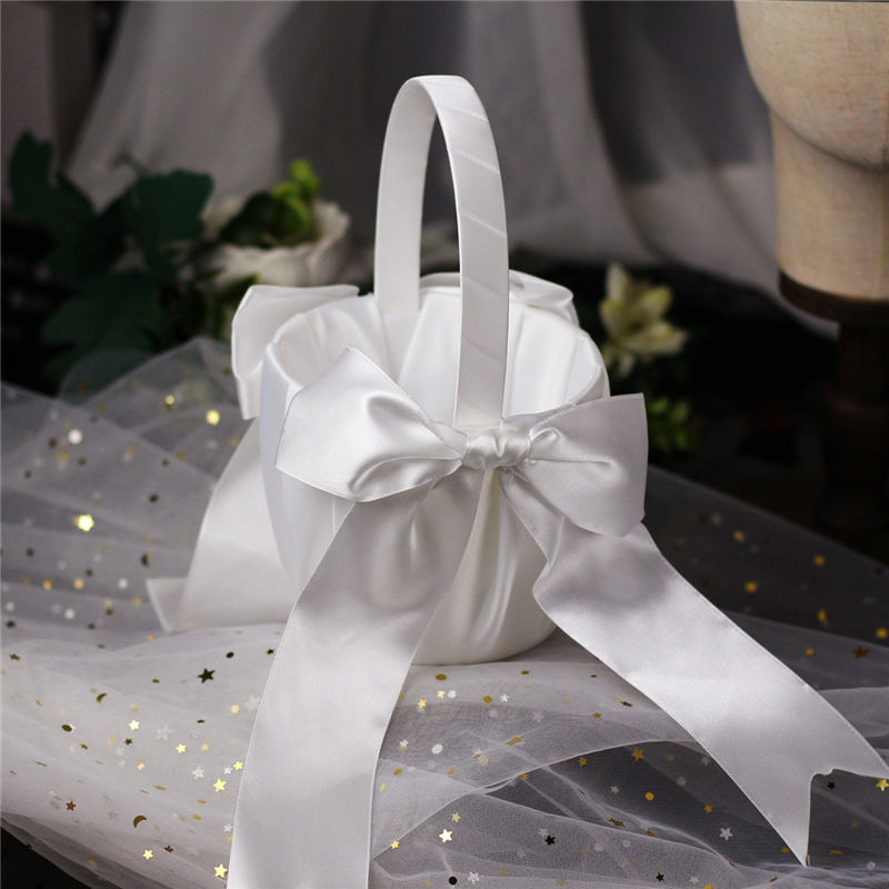 White Flower Girls Basket Pear – Wedding Hampers recenzja i cena